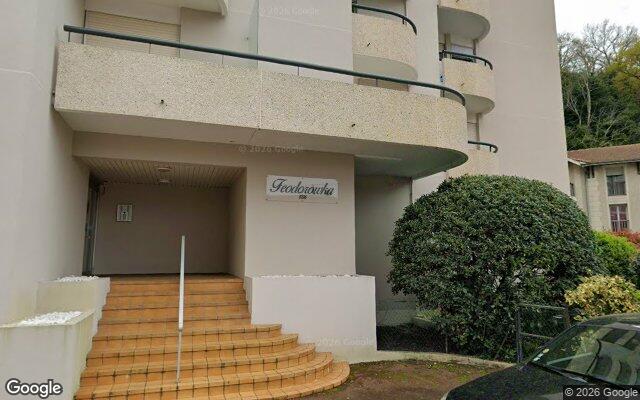 Façade : 138 cours Desbiey, Arcachon