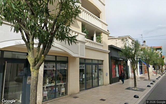 Façade : 9 cours Lamarque de Plaisance, Arcachon